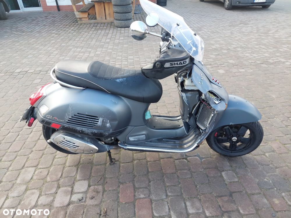Vespa GTS - 6