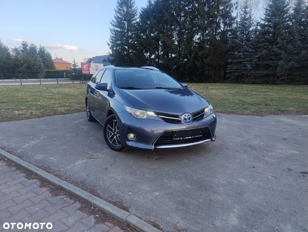 Toyota Auris - 1