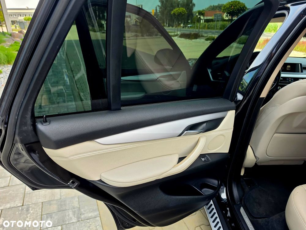 BMW X5 xDrive25d - 26