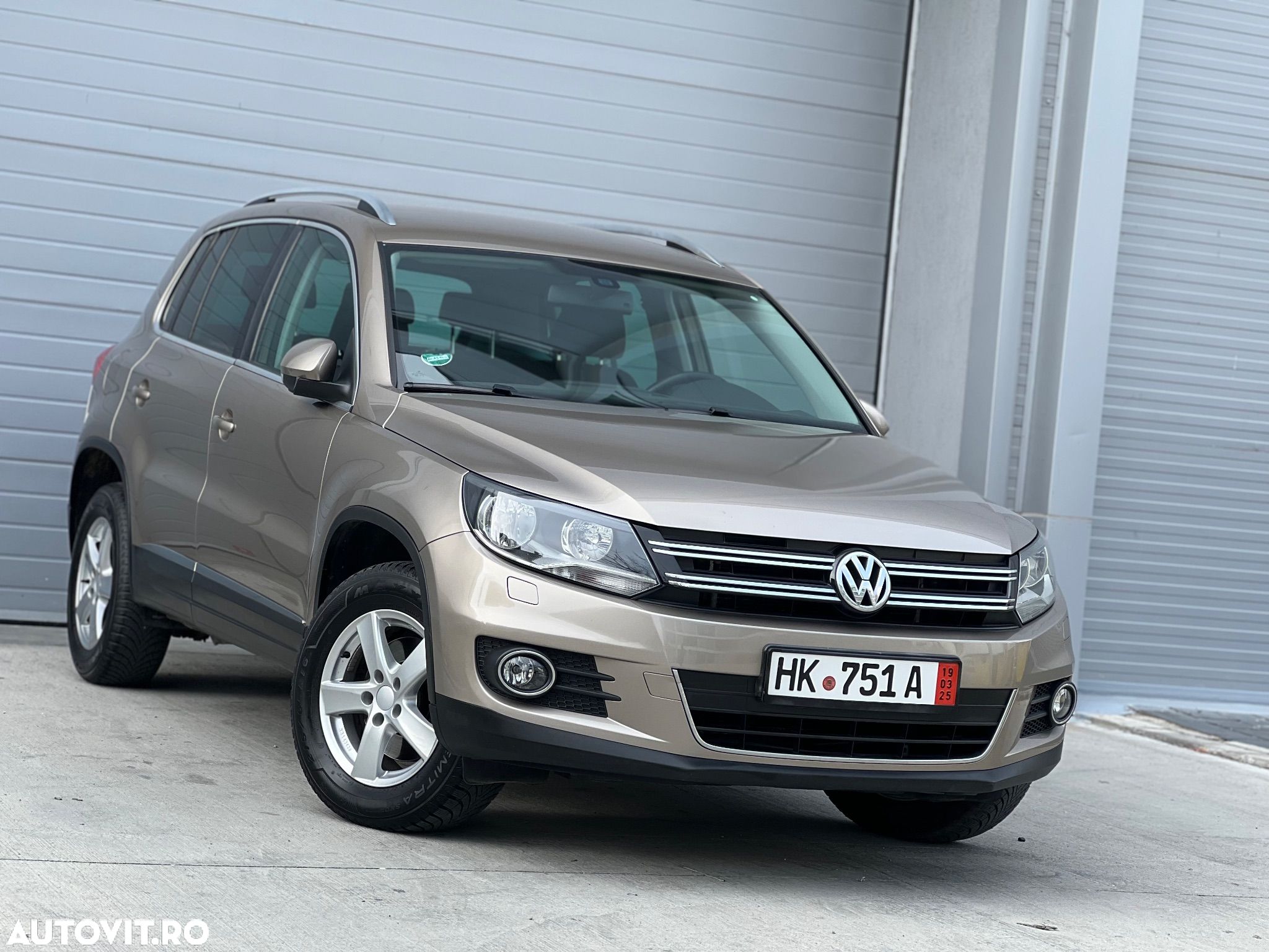 Volkswagen Tiguan 2.0 TDI 4Motion DSG Sport & Style - 1
