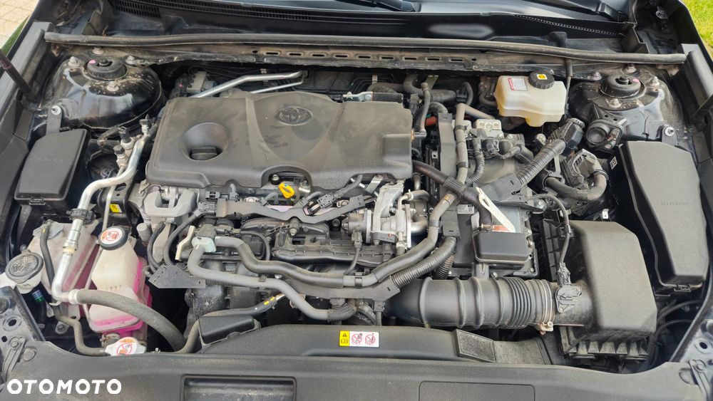 Toyota Camry 2.5 Hybrid Executive CVT - 29