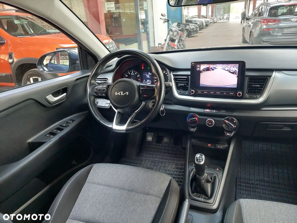 Kia Stonic - 18