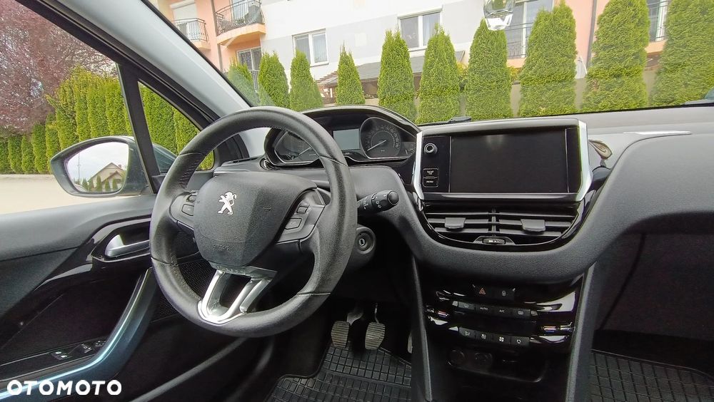 Peugeot 208 82 VTI Allure - 7