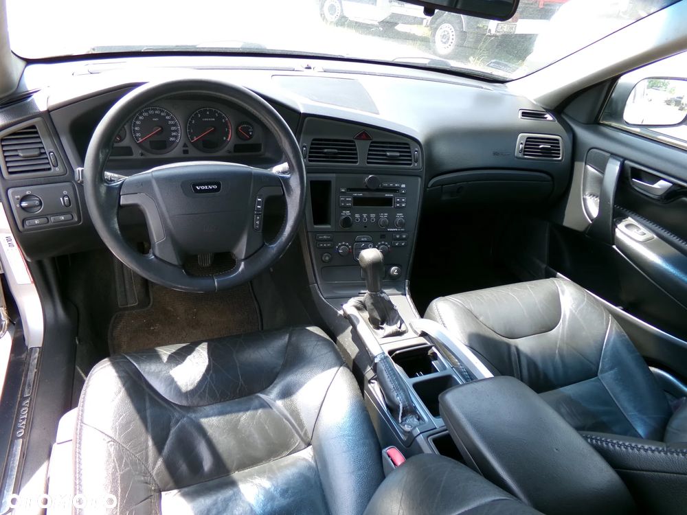 Volvo V70 XC Cross Country 2.4 AWD - 10