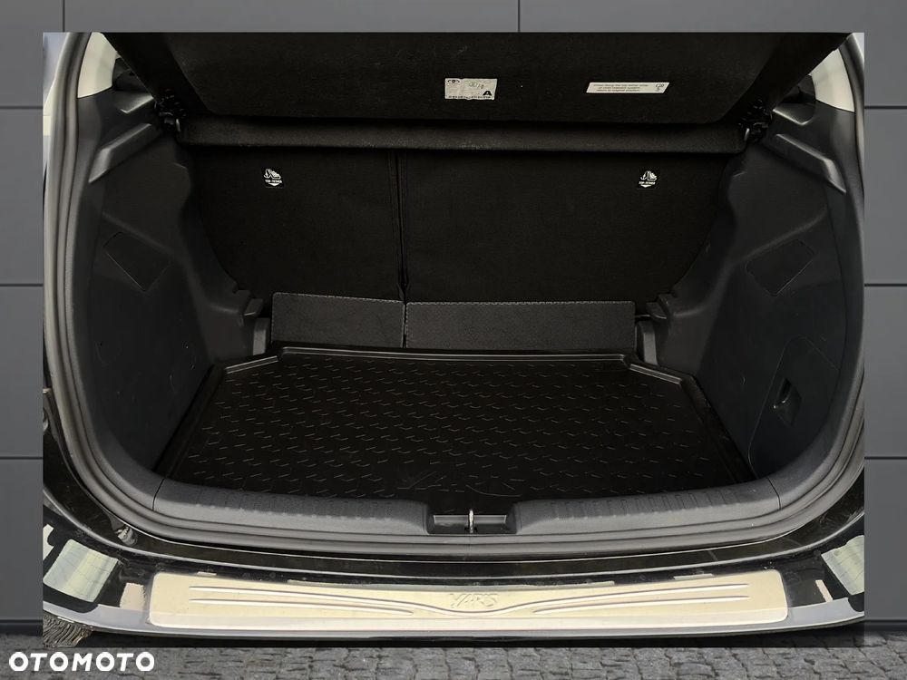 Toyota Yaris 1.5 Comfort CVT - 24