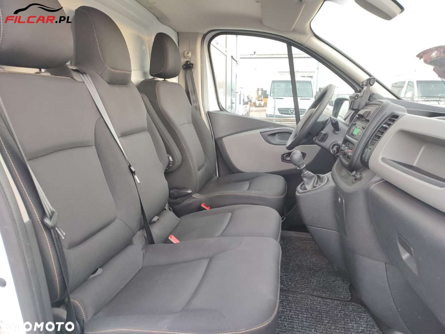 Renault Trafic - 15
