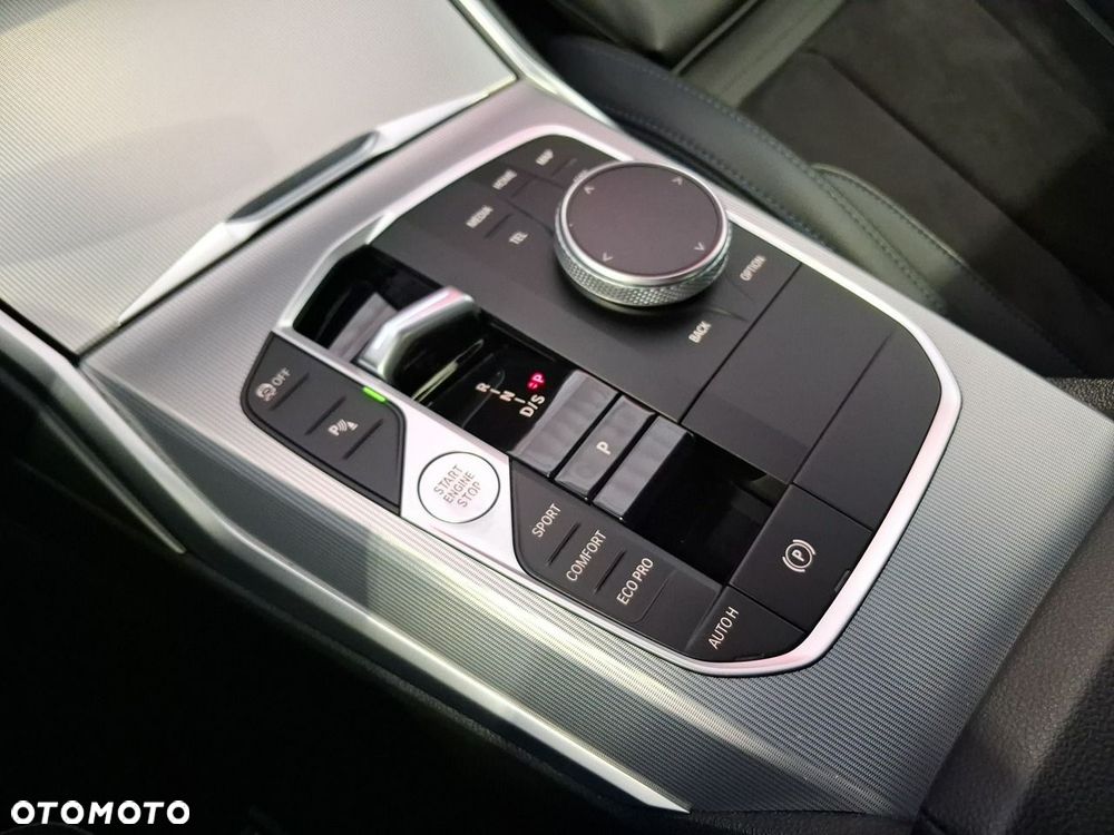 BMW Seria 3 - 25