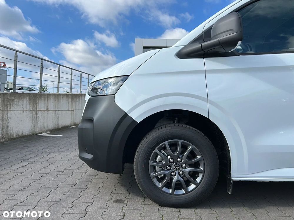 Volkswagen Caravelle 2.0 TDI L2 - 13