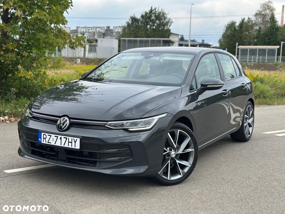 Volkswagen Golf 1.5 eTSI mHEV Life DSG - 4