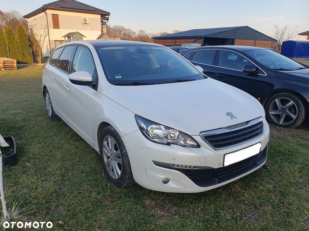 Volkswagen Passat 1.6 TDI BMT Trendline - 2