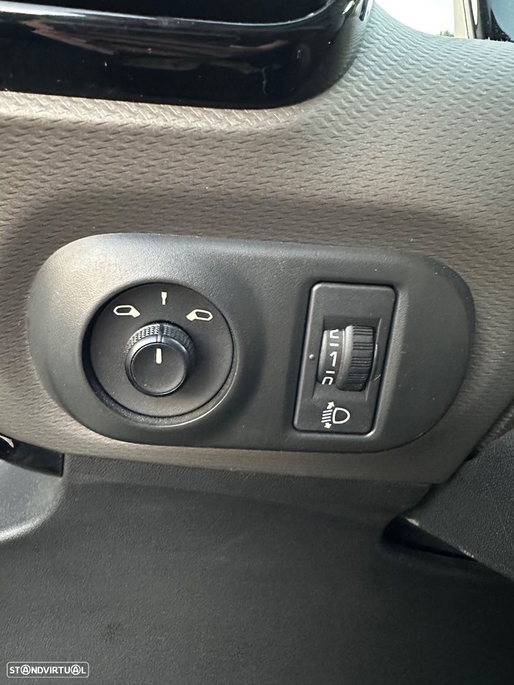 Citroën C4 Cactus 1.6 BlueHDi Shine ETG6 - 15