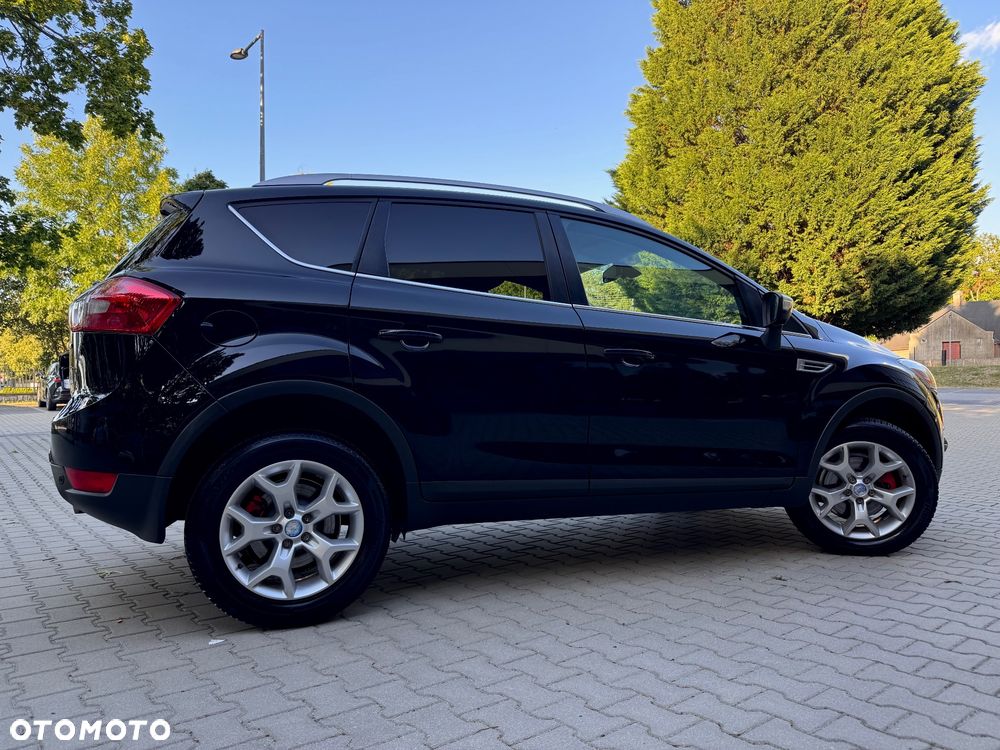Ford Kuga 2.0 TDCi 2x4 Titanium - 3