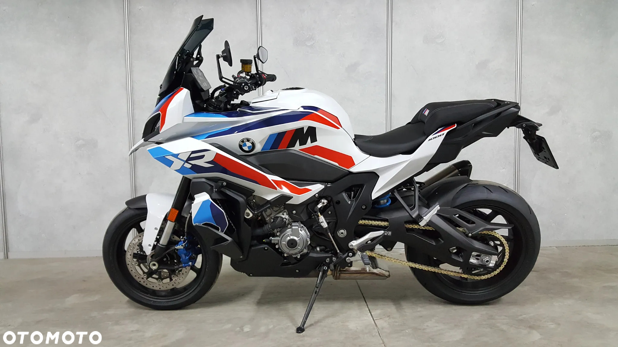 BMW XR - 5