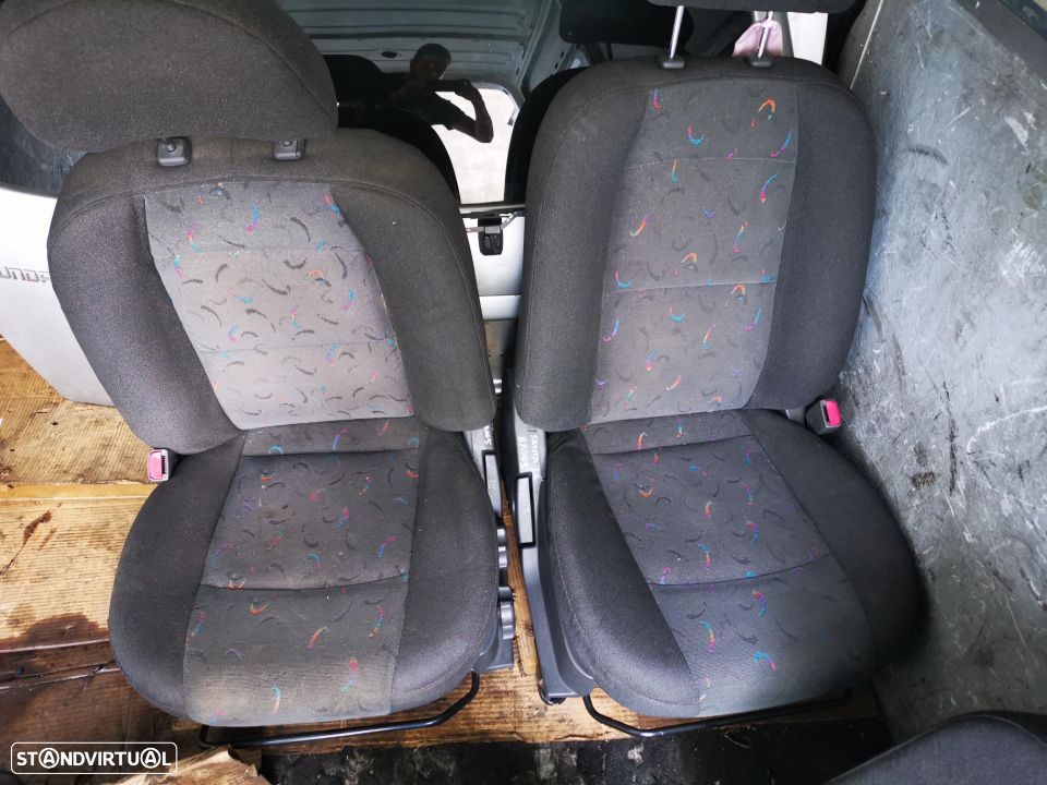 HYUNDAI SANTA FÉ CONJUNTO DE BANCOS BA005 - 2