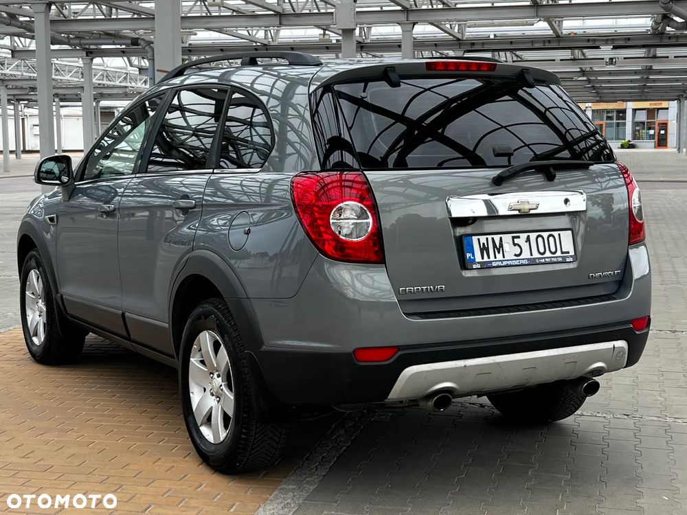 Chevrolet Captiva - 10