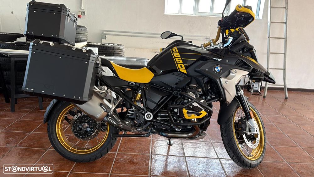 BMW R 1250 GS 40 ANOS - 17