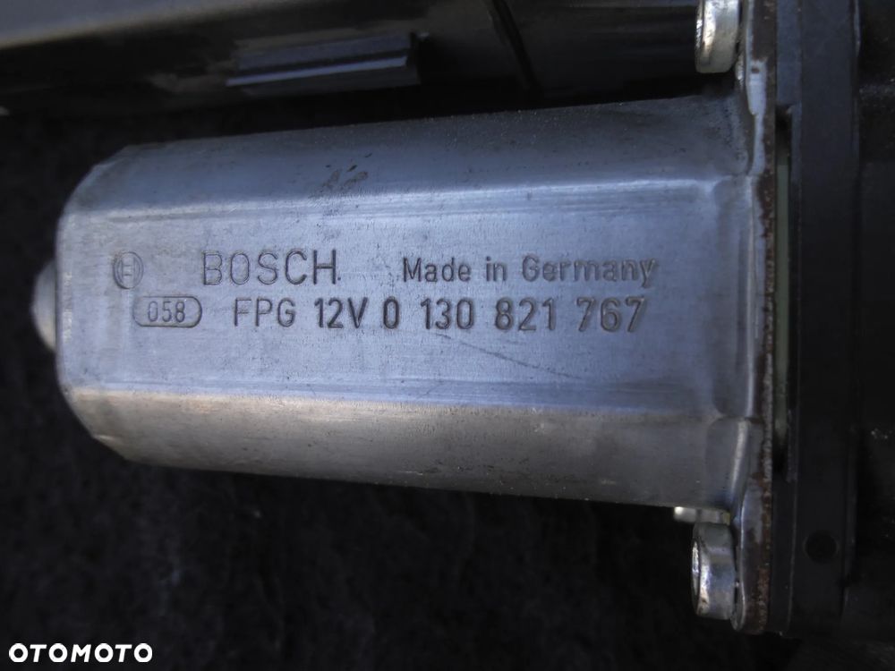 AUDI A4 B6 SILNICZEK PODNOŚNIK SZYBY LEWY PRZÓD 8E1959801 105844-103 0130821767 - 4
