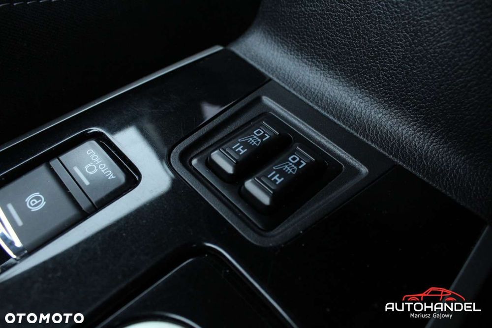 Mitsubishi Outlander - 19