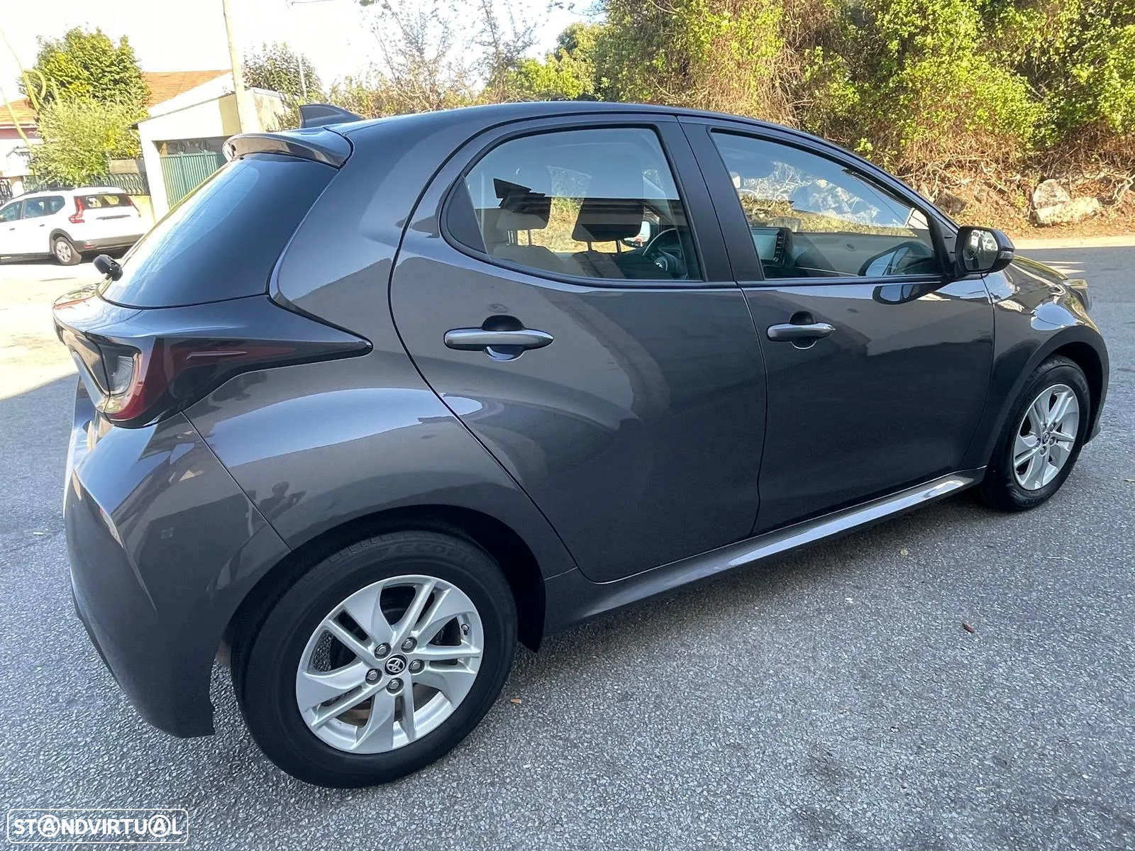 Toyota Yaris 1.0 VVT-i Comfort Plus - 11