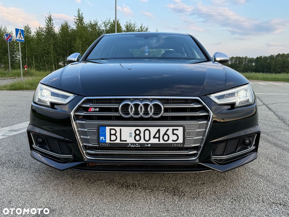 Audi S4 Limousine - 13