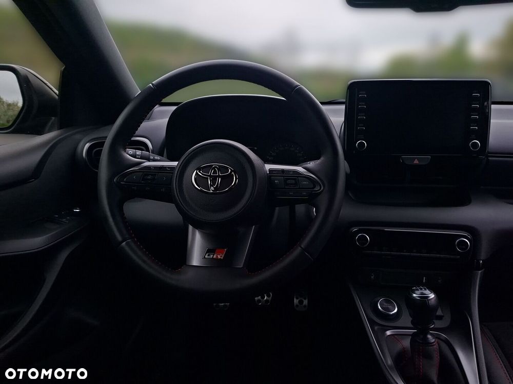 Toyota GR Yaris - 15