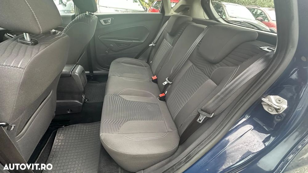 Ford Fiesta - 19