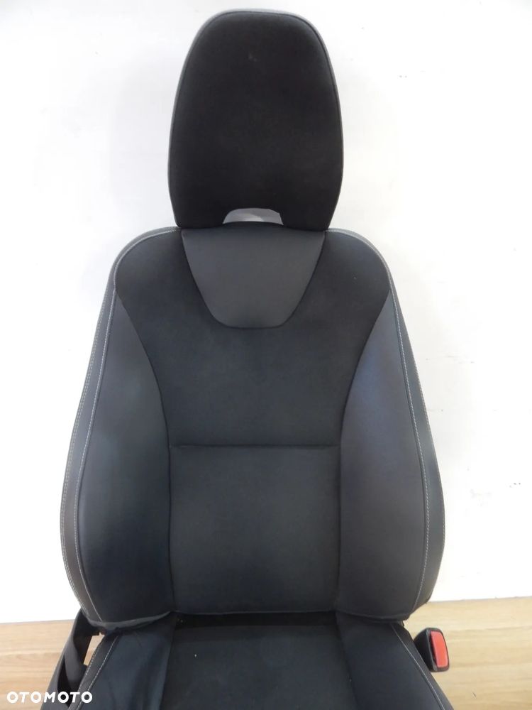 Fotel półskóra przód Volvo XC60 xc60 I 08-17 Łuków części - 4