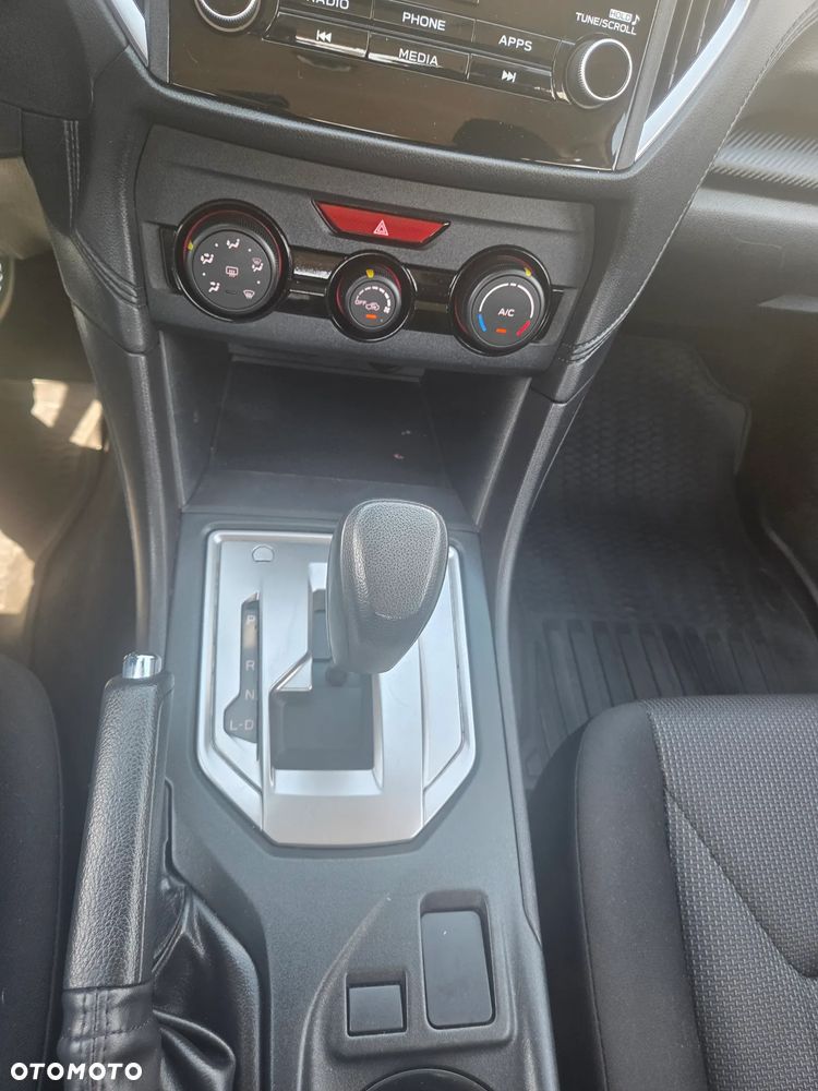 Subaru Impreza 2.0i Comfort (EyeSight) Lineartronic - 15
