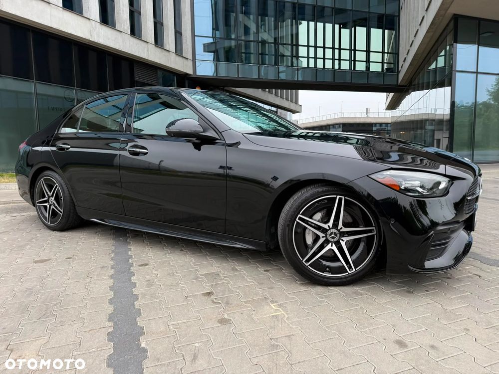 Mercedes-Benz Klasa C 300 4Matic 9G-TRONIC AMG Line - 5