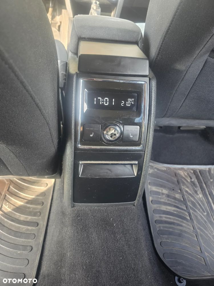 Skoda Superb 1.8 TSI Ambition DSG - 12
