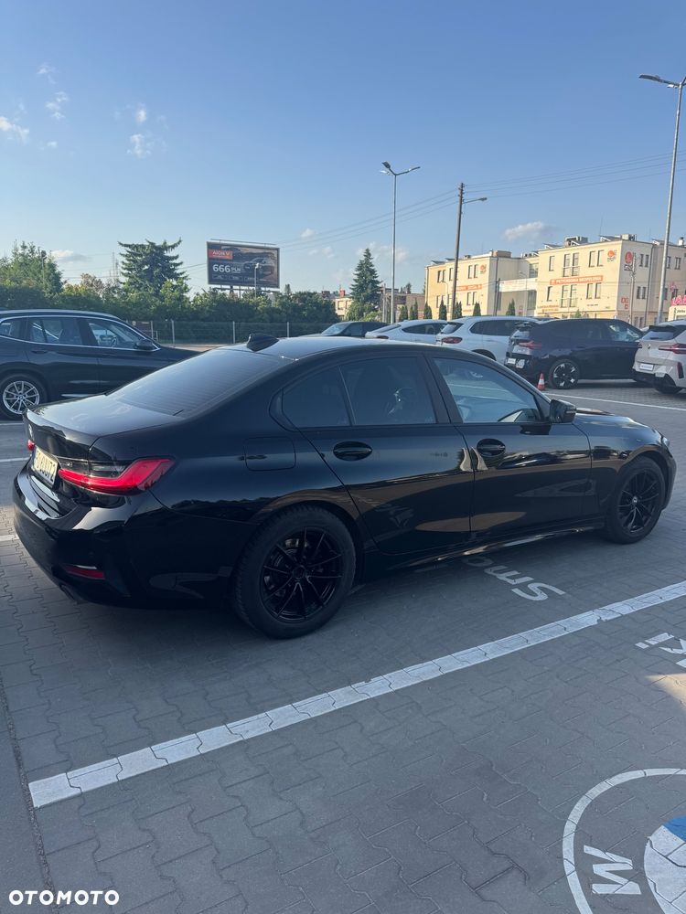 BMW Seria 3 318i - 7
