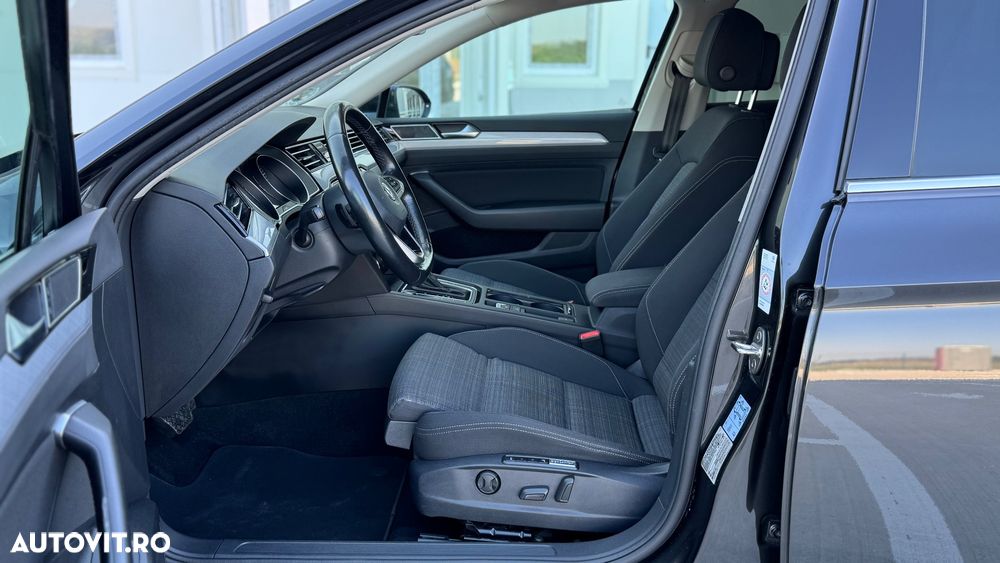 Volkswagen Passat 2.0 TDI DSG (BlueMotion Technology) Comfortline - 15