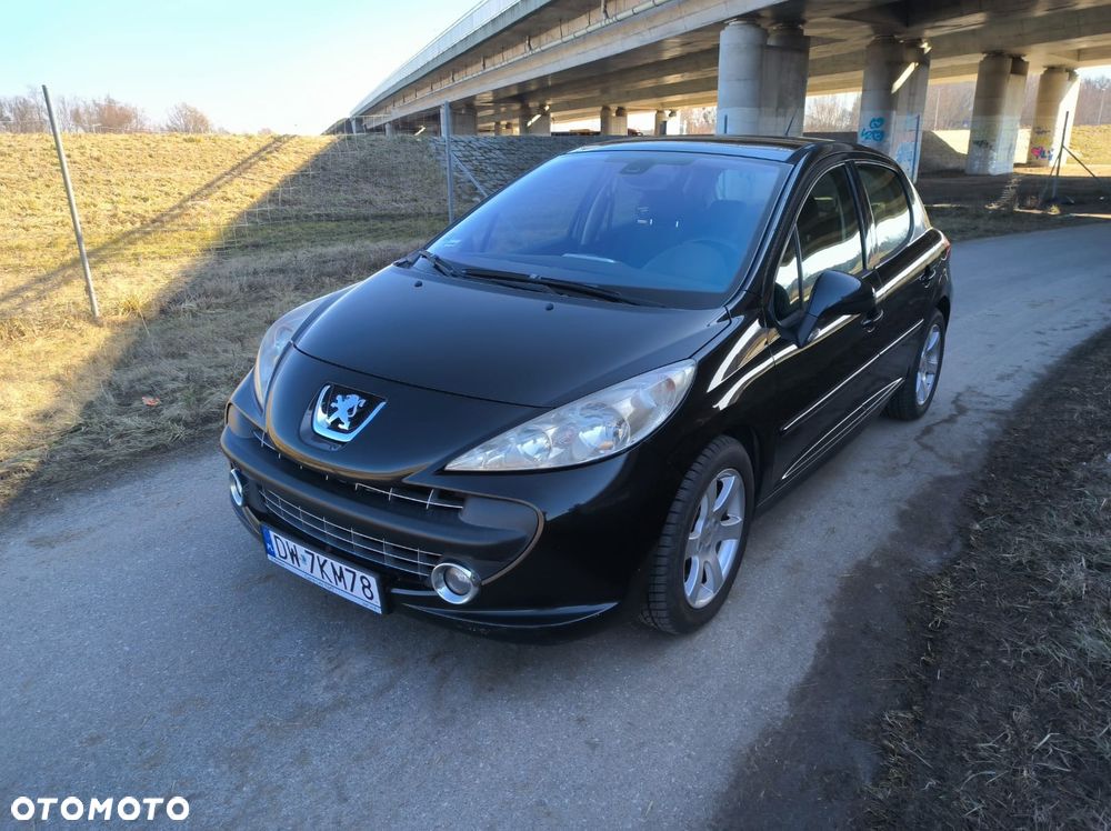 Peugeot 207 - 2
