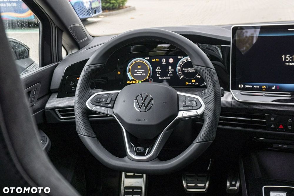 Volkswagen Golf - 20
