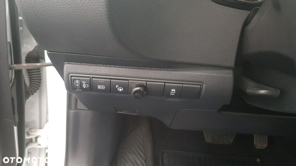 Toyota Corolla - 20