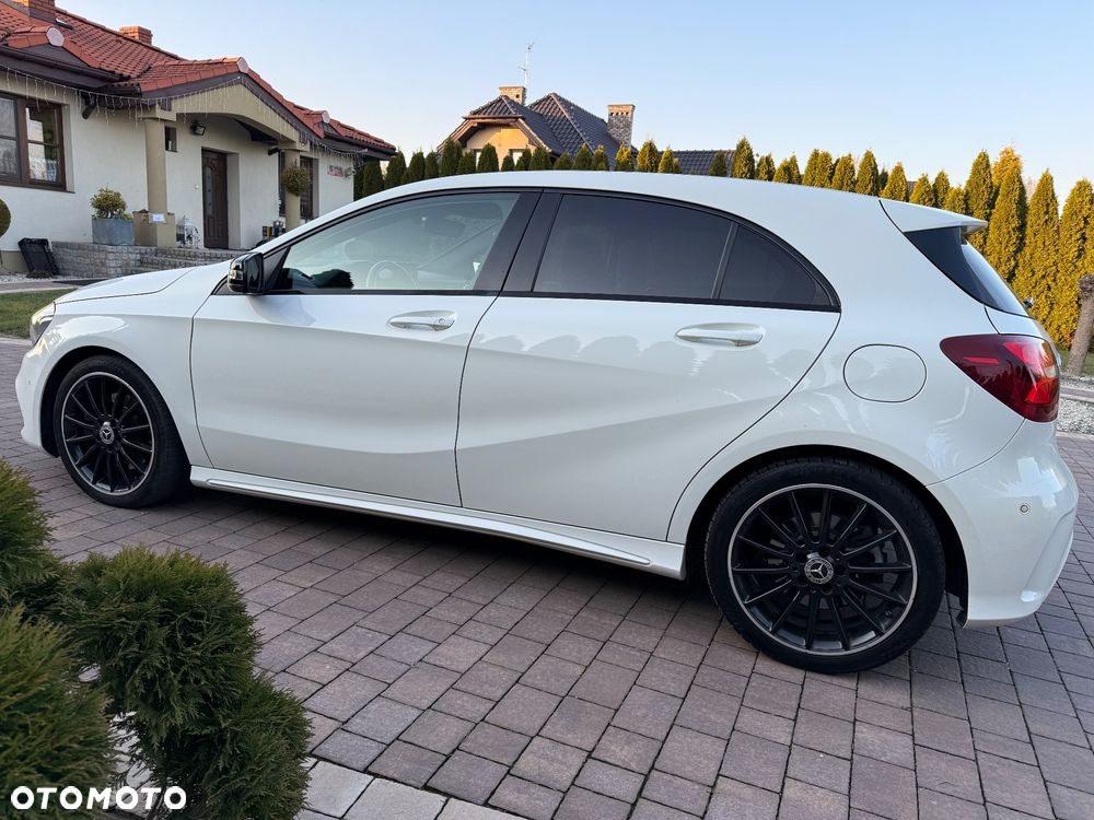 Mercedes-Benz Klasa A 220 4-Matic AMG Line - 18