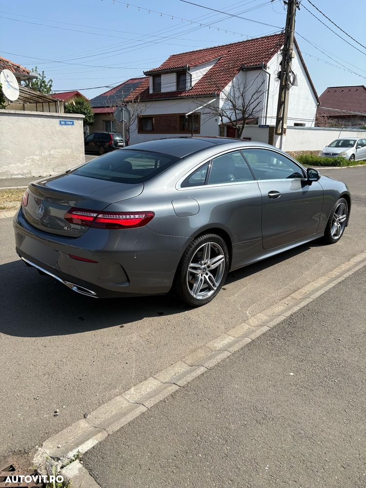 Mercedes-Benz E 220 d 4MATIC Coupe Aut. - 2