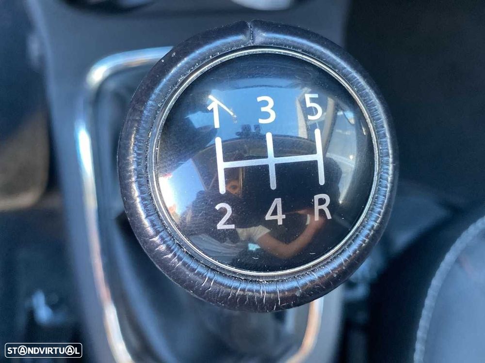 Mitsubishi Space Star - 16