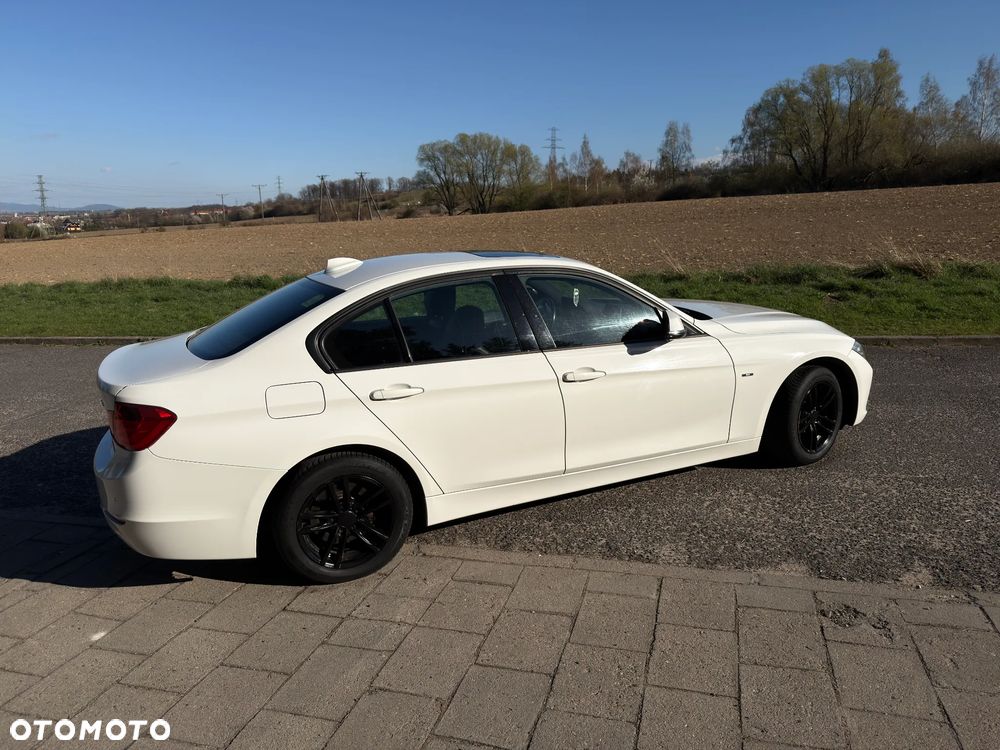 BMW Seria 3 - 11