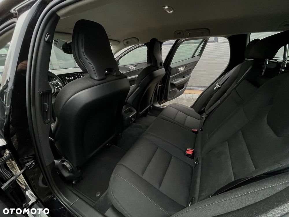 Volvo V60 D4 Geartronic Summum - 21