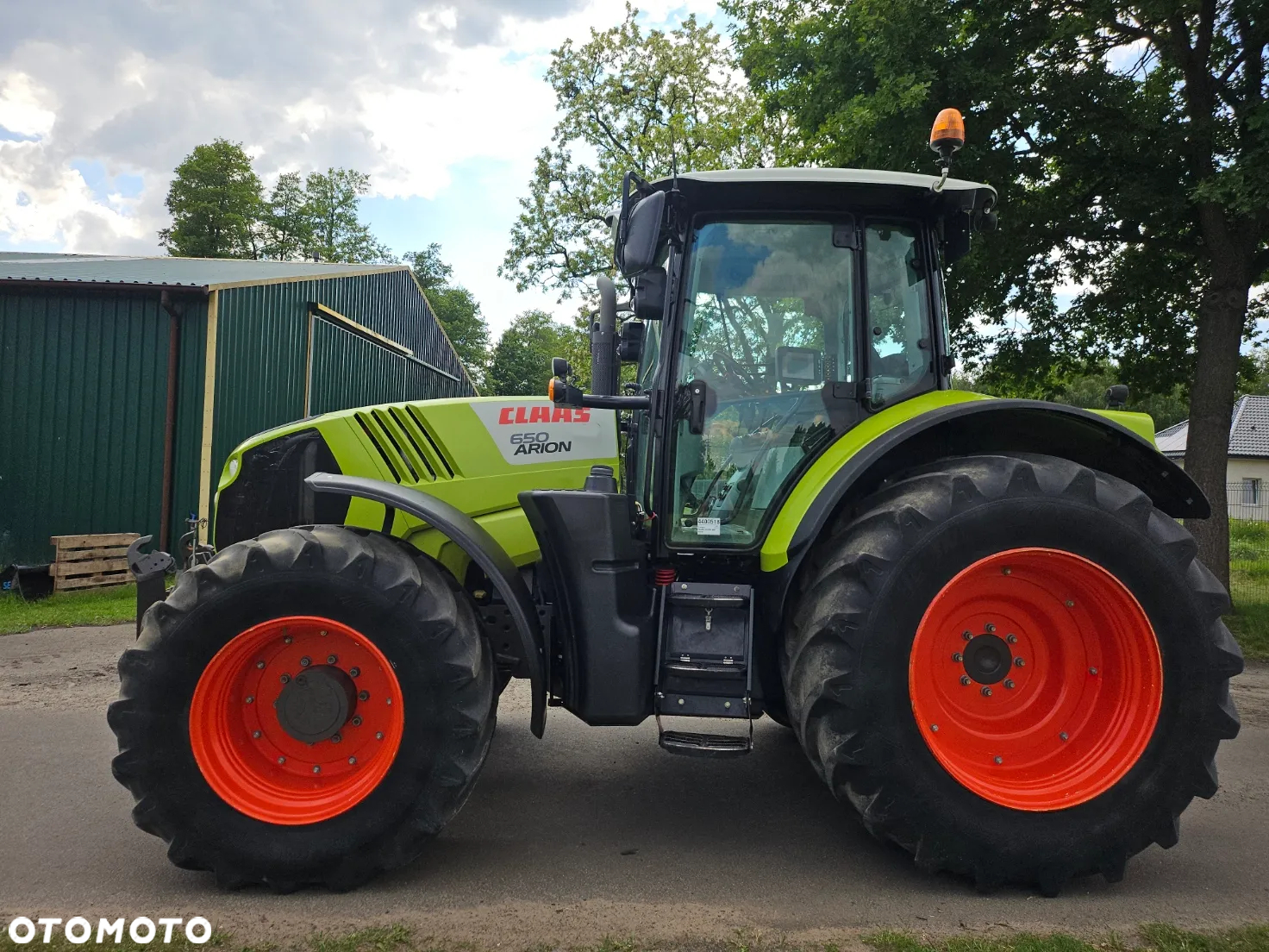 Claas Axion 810 CEBIS - 3