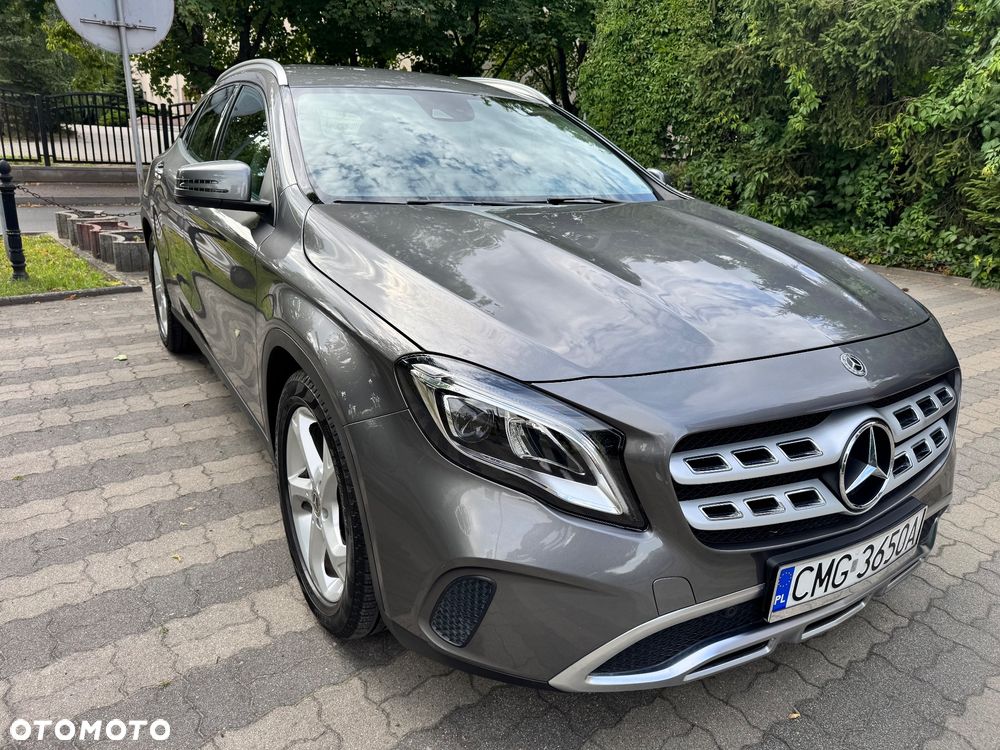 Mercedes-Benz GLA 180 7G-DCT Style - 1