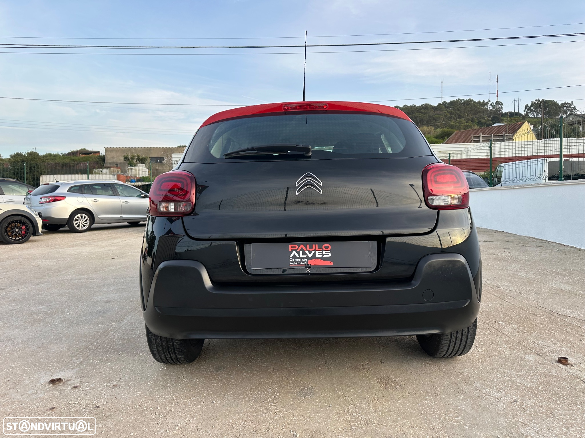 Citroën C3 1.2 PureTech Shine - 37