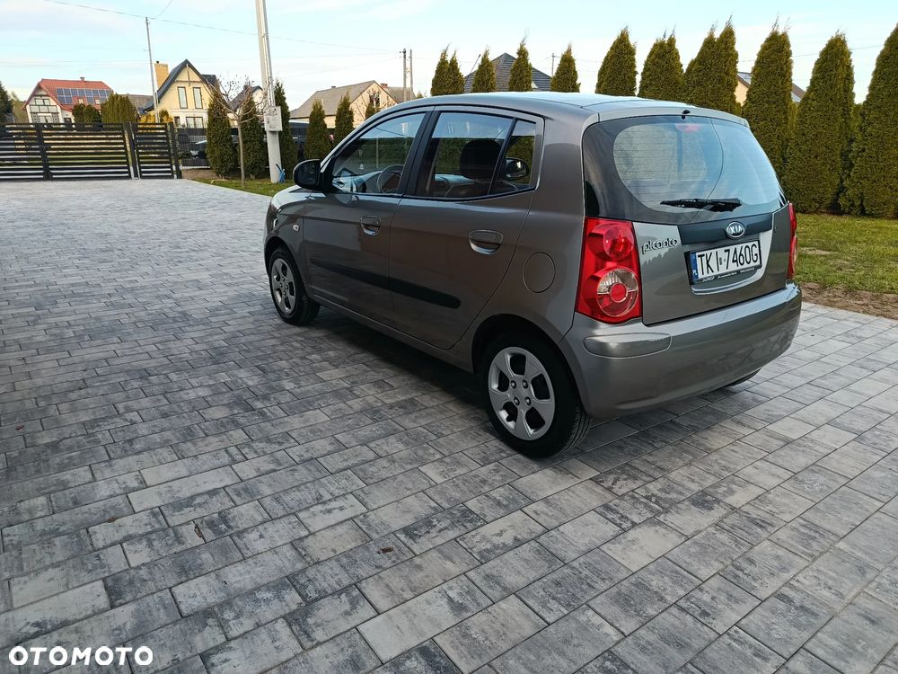 Kia Picanto - 5