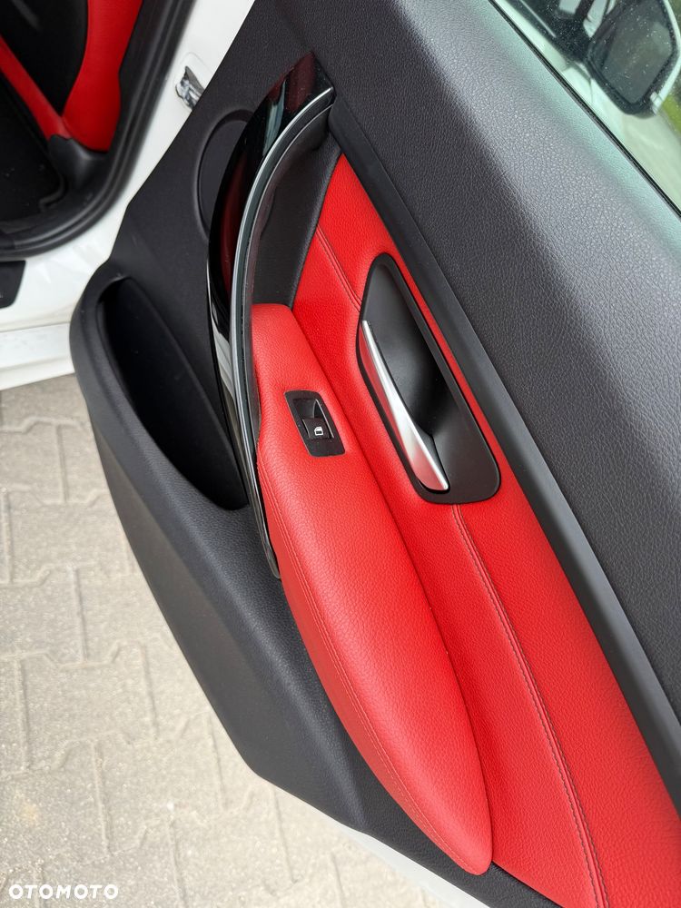 BMW Seria 3 - 35