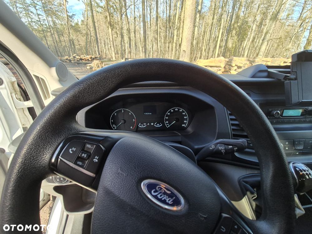 Ford Transit - 10