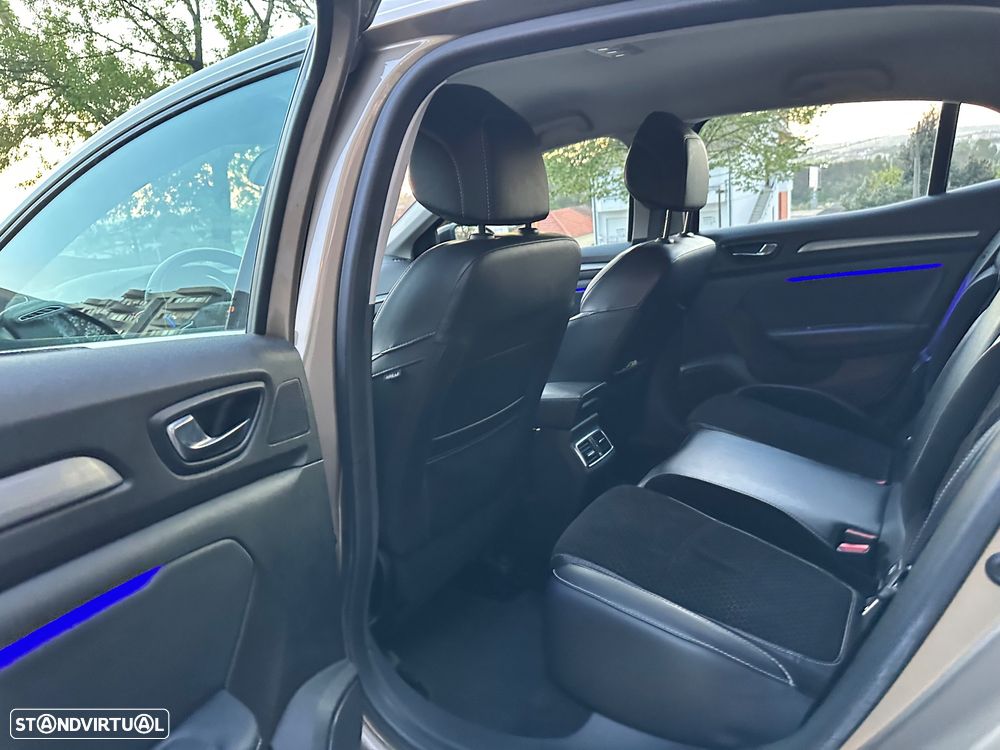 Renault Mégane 1.5 dCi Intens - 24