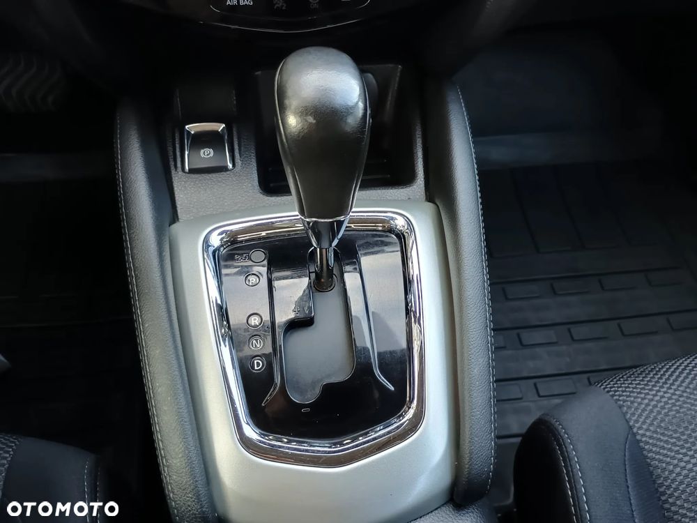 Nissan Qashqai 1.2 DIG-T Acenta Xtronic - 18