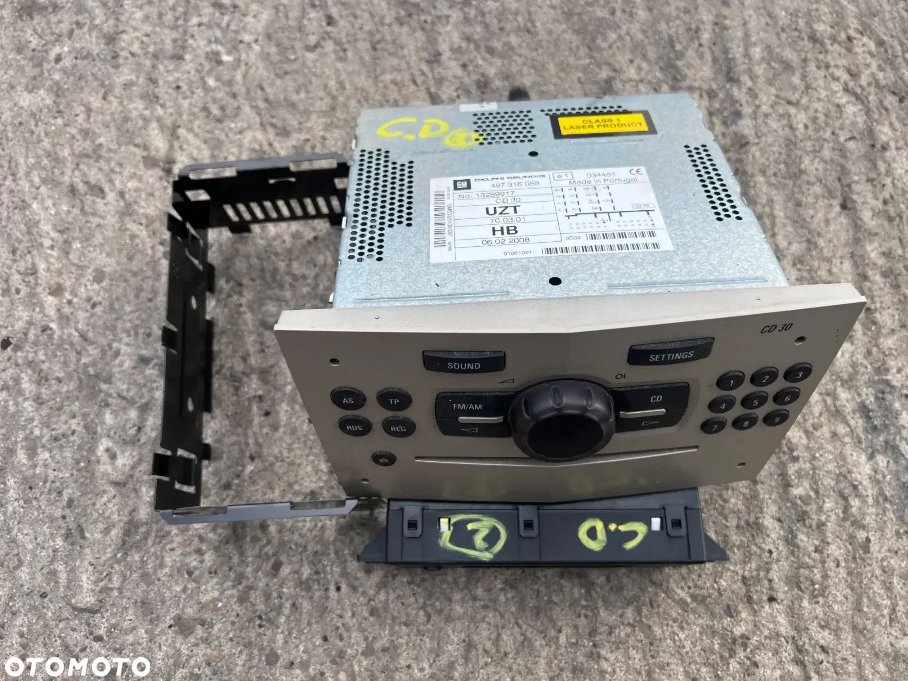 Radio, wyświetlacz Cd 30 MP3 Opel Corsa D komplet - 1