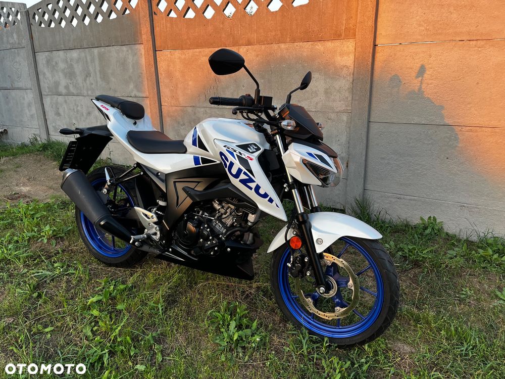 Suzuki GSX - 1